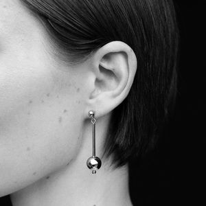 NWT Sophie Buhai Drop Earrings in Silver